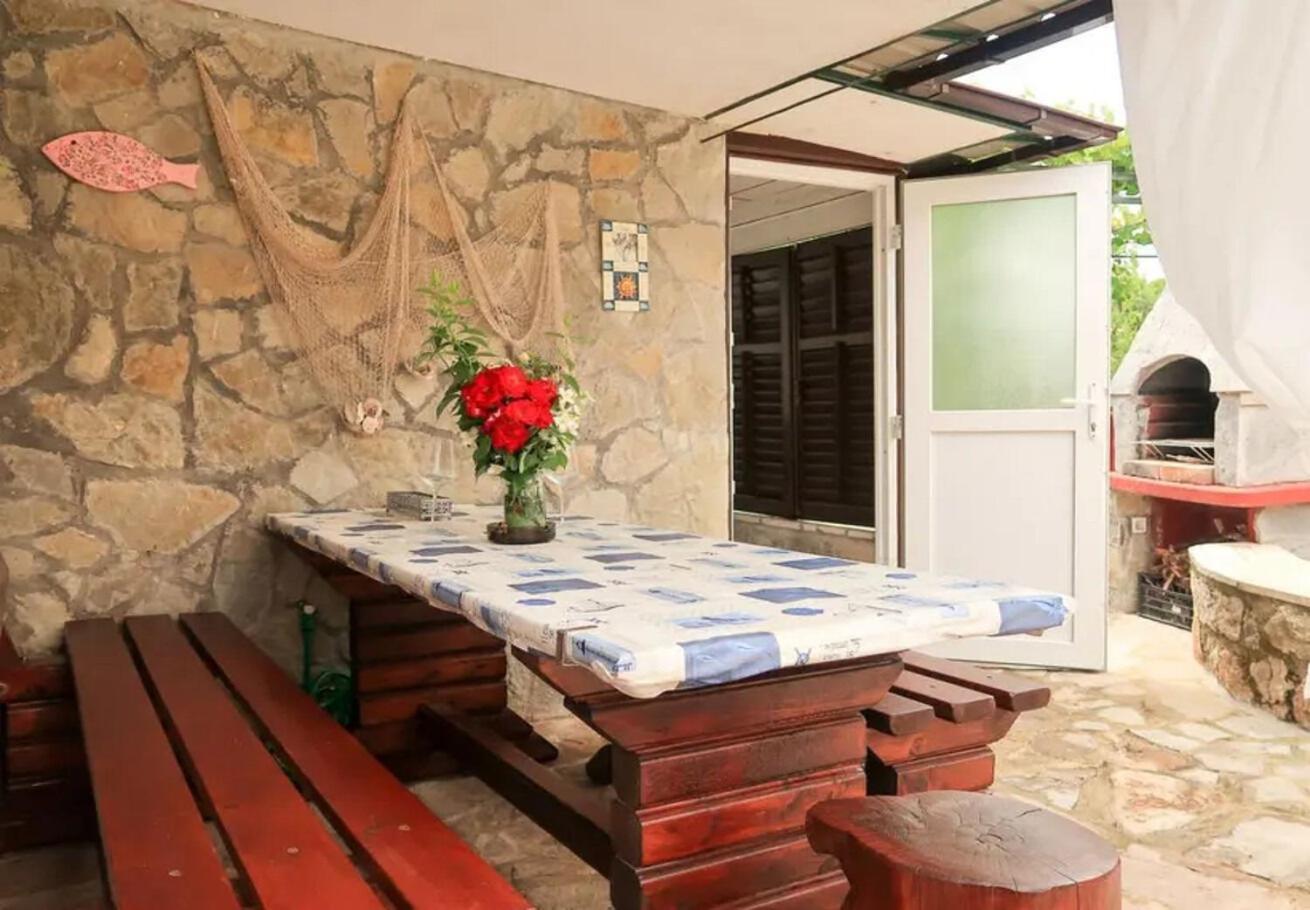 Holiday Home Ana- With Pool Kornic Exterior photo